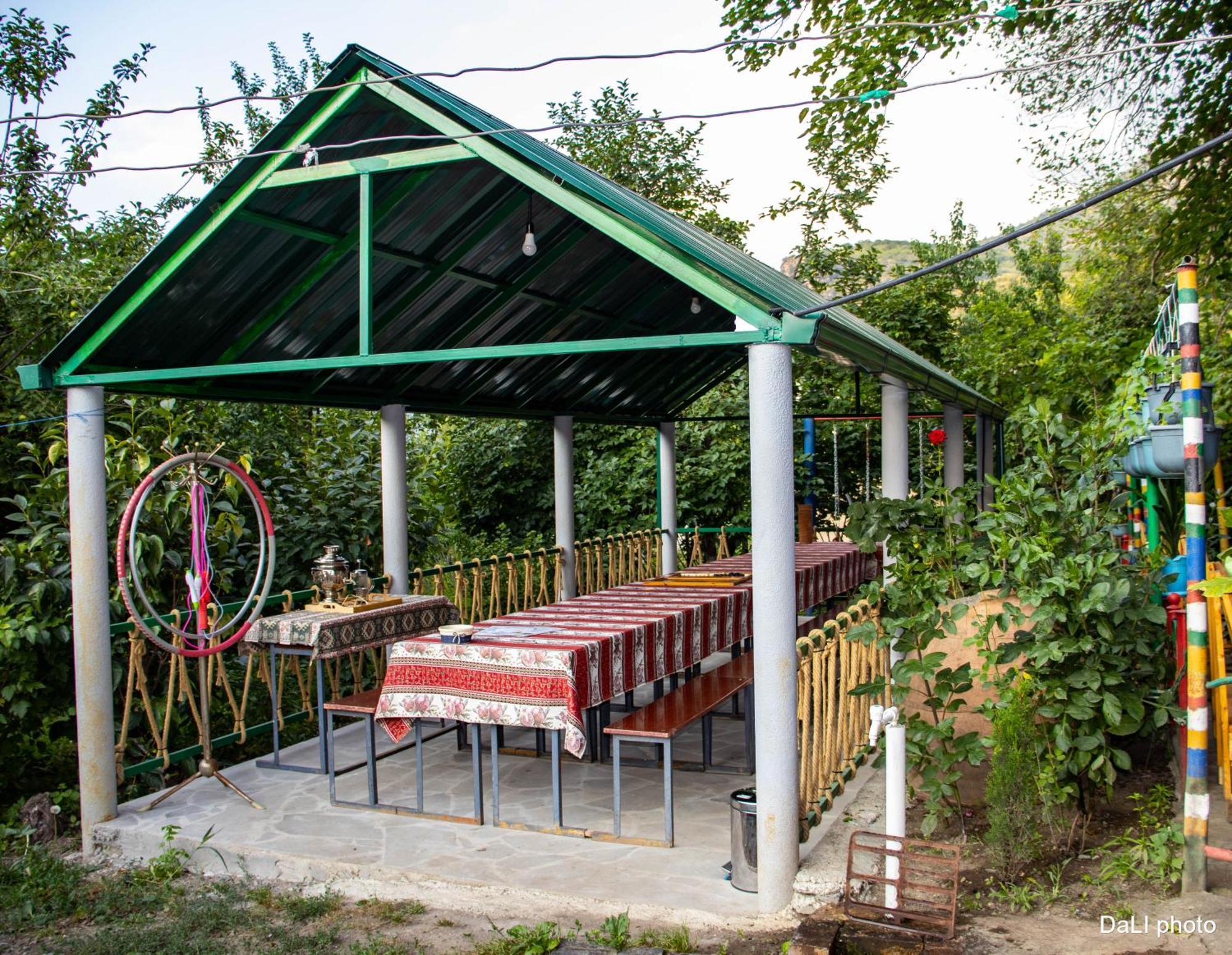 Tereza Glamping Hotel Sanain ภายนอก รูปภาพ