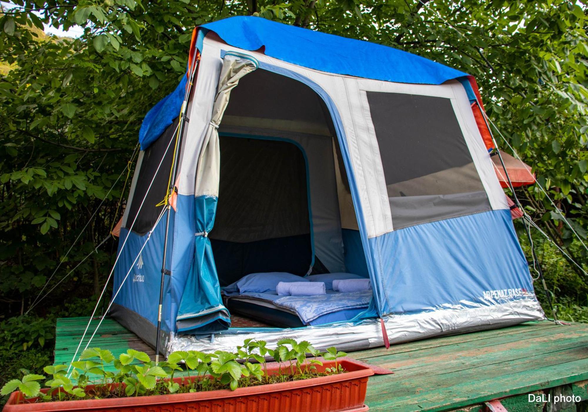 Tereza Glamping Hotel Sanain ภายนอก รูปภาพ